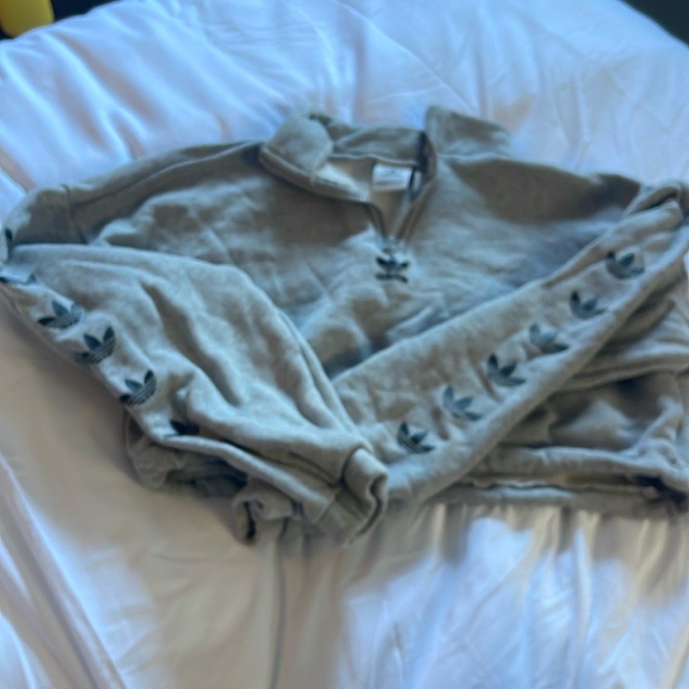 Gently used xs cropped adidas sweatshirt